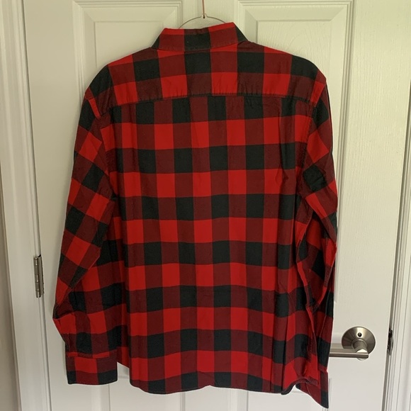 Mens Untuck It red and gray buffalo plaid flannel button down shirt size large - Picture 3 of 7